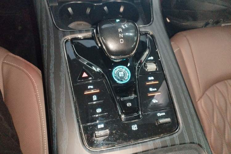 Used BYD Han 2023 EV Champion Edition 605KM Front-Drive Premium Model
