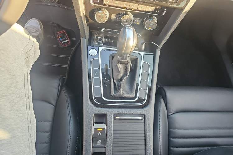 Used Volkswagen Magotan 2019 330TSI DSG Luxury Model China V Standard
