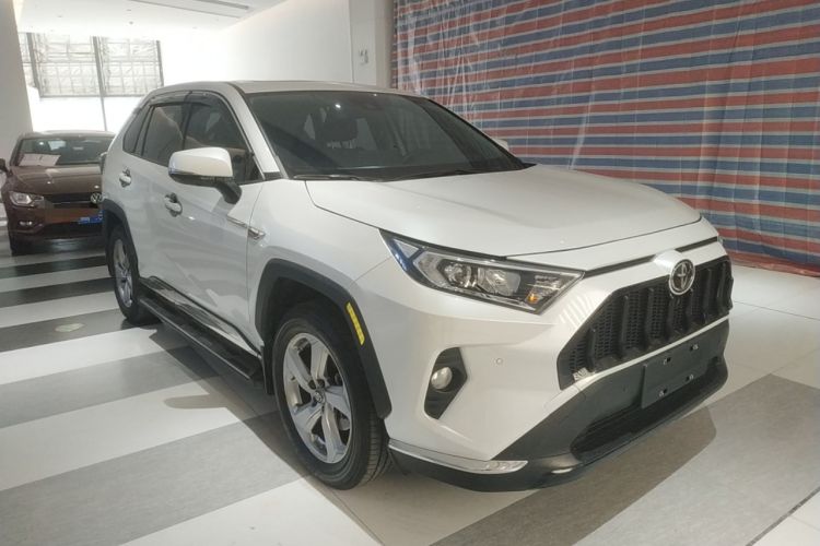 Used Toyota RAV4 2022 2.0L CVT Two-Wheel Drive Fashion Edition
