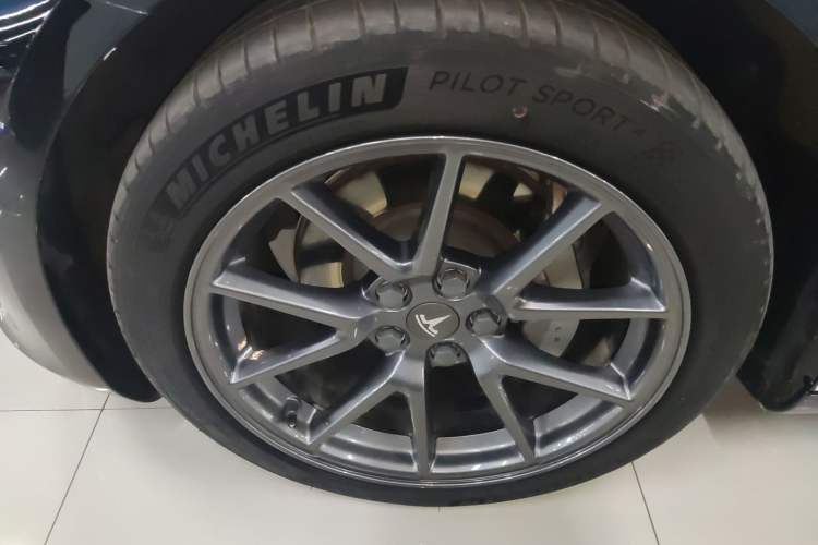 Used Tesla Model 3 2022 Rear-Wheel-Drive Version
