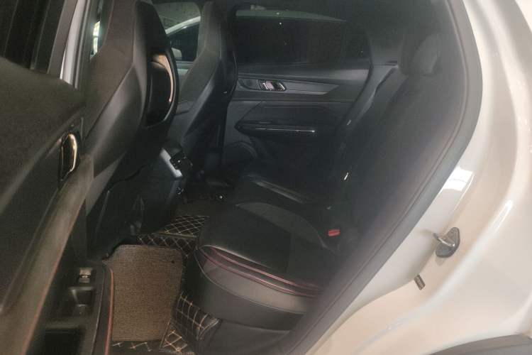 Used Lynk & Co 05 2020 2.0TD Four-Wheel Drive HypeHalo
