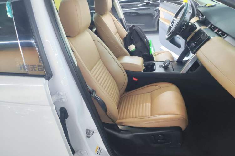 Used Land Rover Discovery Sport 2024 Luxury Custom Edition
