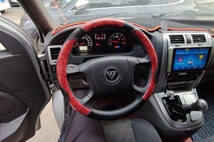 Used Foton Scenic G5 2021 2.0T Diesel Commercial Version 6-Seater Multi-Purpose Passenger Vehicle 4F20TC3
