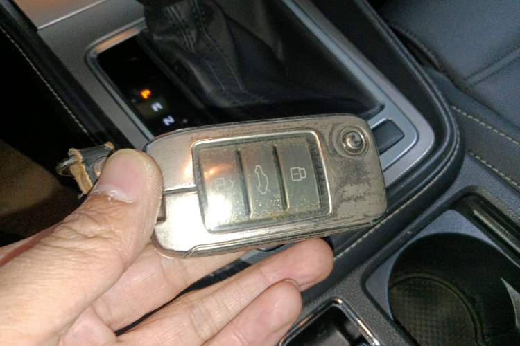 Used MG 6 2017 20T Automatic Luxury Smart Connect Version China V Standard
