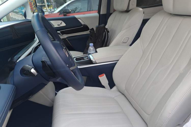 Used Buick Century 2023 2.0T Six-Seater Yinshi Edition