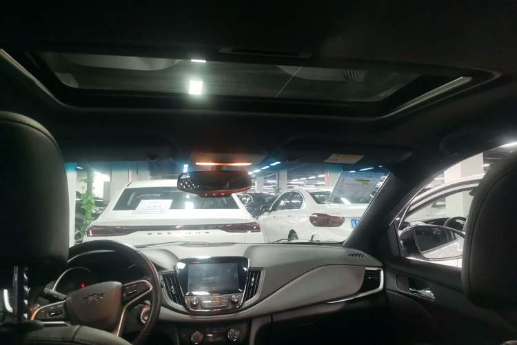 Used Chevrolet Monza 2019 RS 330T Automatic Comfort Edition China VI Standard