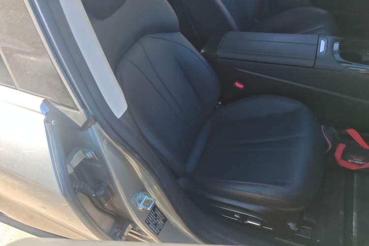 Used XPeng P7 2022 480E
