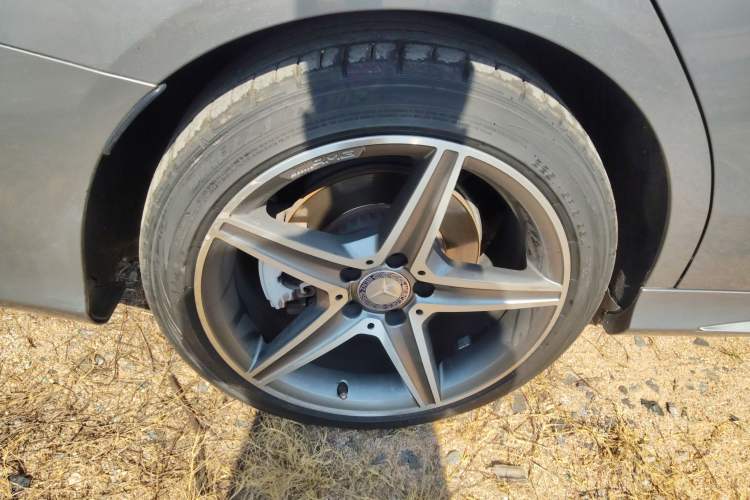 Used Mercedes-Benz C-Class 2015 C 200 station wagon