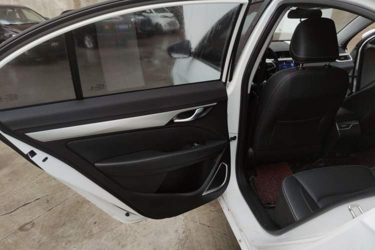 Used Geely Auto Emgrand 2020 1.5L CVT Upward Version
