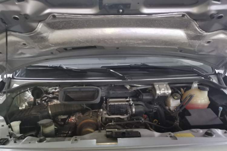 Used Foton Toano 2024 Joyear Multi-Function 2.0T Manual Long-Wheelbase Mid-Roof Model with Single Rear Tire Available in 5/6/7/9-Seater Configurations