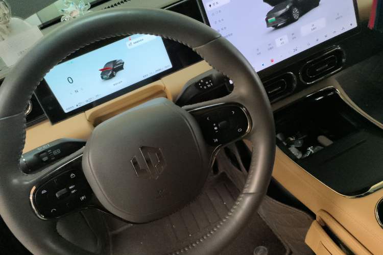 Used Leapmotor C01 2024 Range-Extended 316 Deluxe Edition
