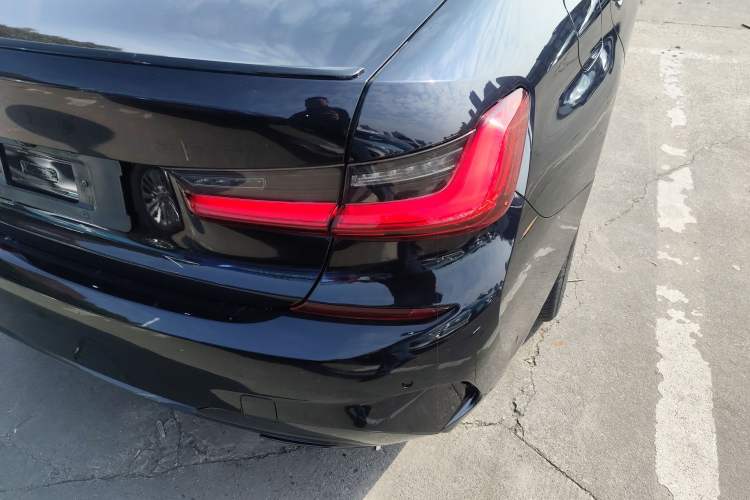 Used BMW 3 Series 2021 Second Facelift 325i M Sport Night Edition Package
