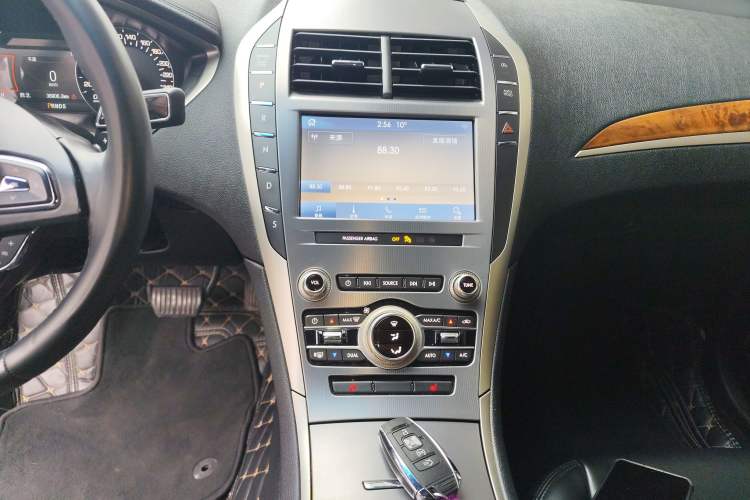 Used Lincoln MKZ 2020 2.0T Deluxe Edition