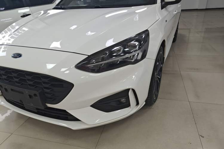 Used Ford Focus 2020 Sedan EcoBoost 180 Automatic ST Line