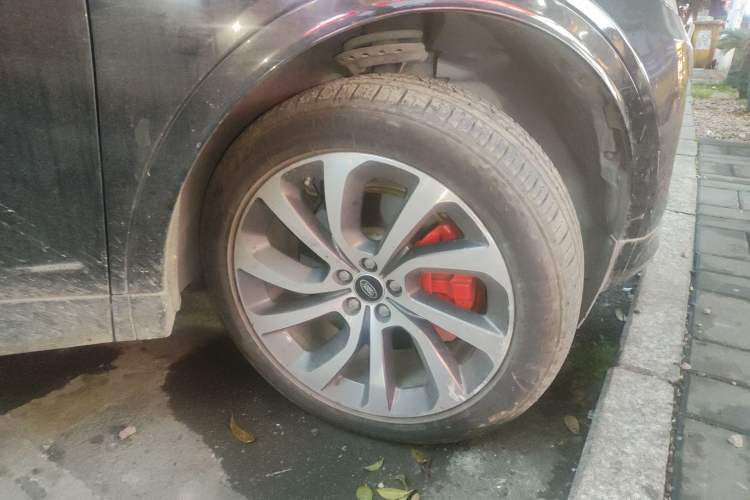 Used Land Rover Discovery Sport 2020 249 PS R-Dynamic Performance Edition