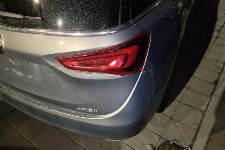 Used Buick GL6 2018 18T 6-Seater Prestige Model