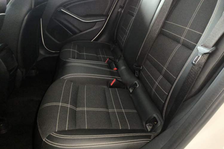 Used Mercedes-Benz A-Class 2015 A 200 Fashion Model