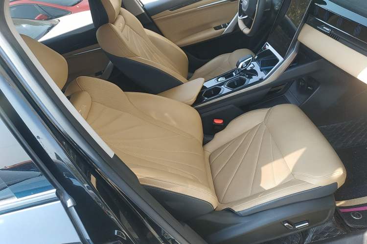 Used Geely Auto FX11 2023 2.0TD DCT Prestige Edition