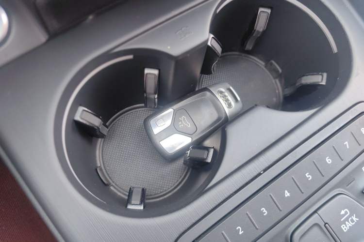 Used Audi A4L 2019 40 TFSI Fashion Edition China VI Emission Standard