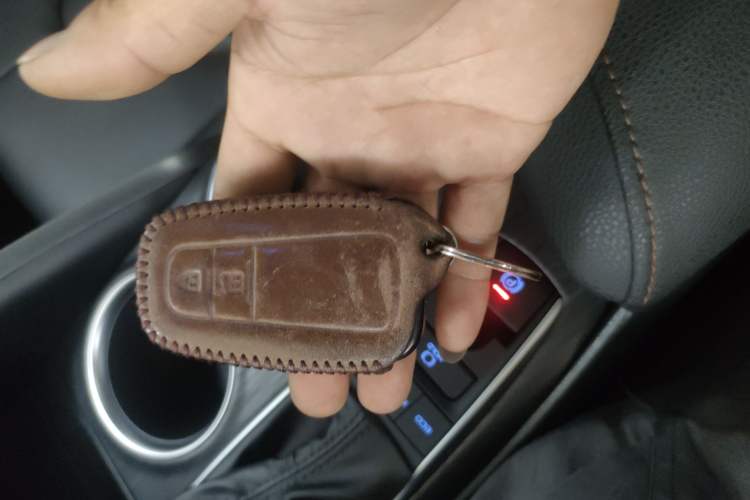 Used Toyota Camry 2021 2.5G Luxury Edition
