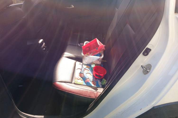 Used Kia KX Cross 2017 1.4L AT GLS
