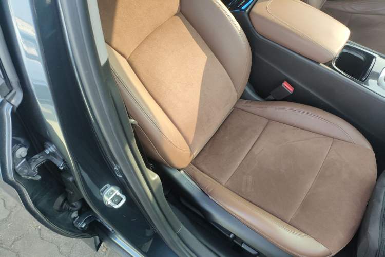 Used Buick Regal 2019 20T Elite Version China VI Standard