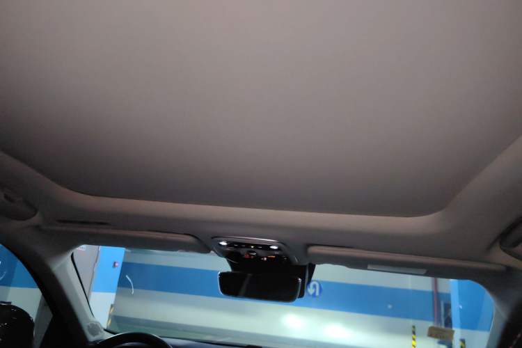 Used Lynk & Co 02 2019 1.5T DCT Two-Wheel Drive Pro Edition China VI Standard
