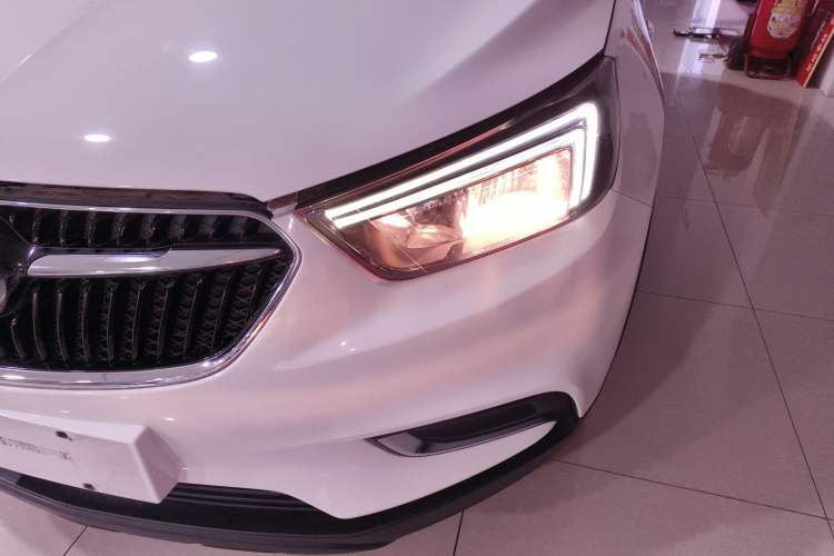 Used Buick Encore 2017 18T Automatic Two-Wheel Drive Urban Leading Model
