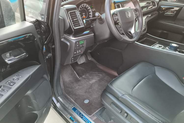 Used Honda Elysion 2019 2.0L Hybrid Comfort Edition
