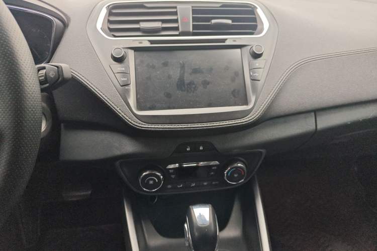 Used Ford Escort 2017 Happiness Edition 1.5L Automatic Fashion Version