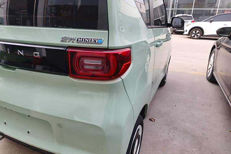 Used Wuling Hongguang MINIEV 2021 Macaron Fashion Model Lithium Iron Phosphate