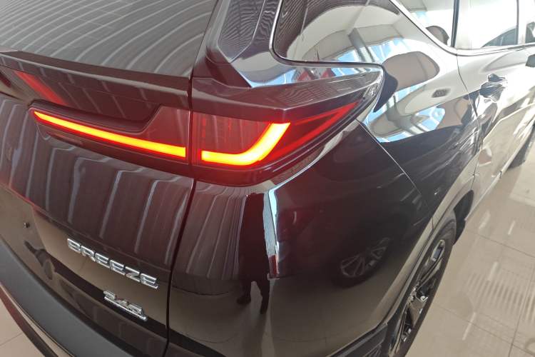 Used Honda Breeze 2021 240TURBO CVT Front-Wheel Drive Elite Edition