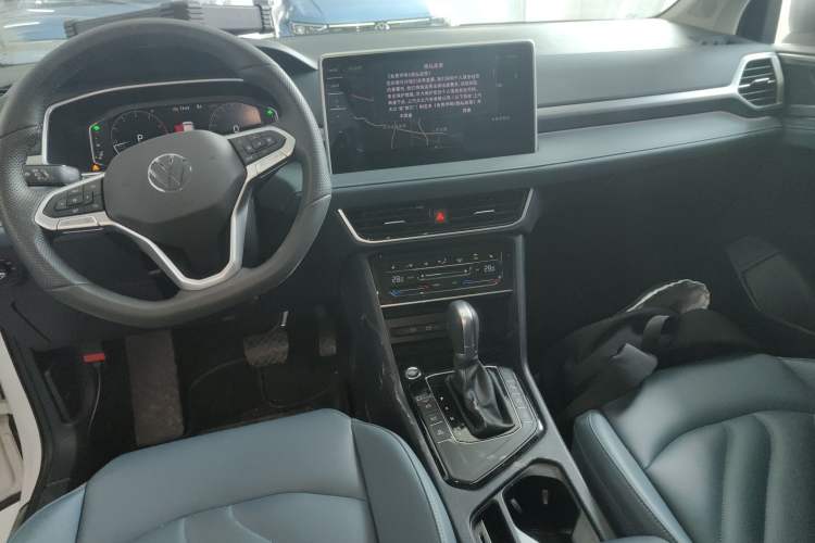 Used Volkswagen Tharu 2024 300TSI Two-Wheel-Drive Moon Luxury Edition