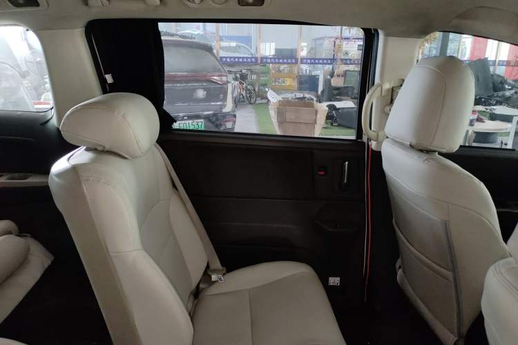 Used Honda Odyssey 2015 2.4L Comfort Edition
