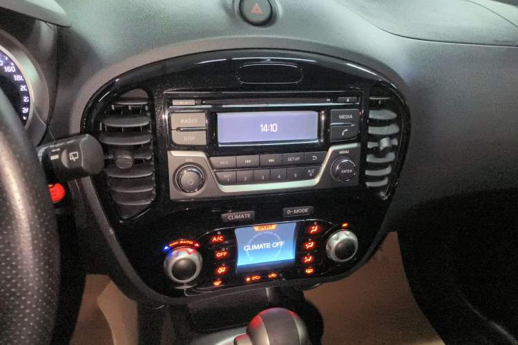 Used Infiniti ESQ 2014 1.6L Spontaneous Edition