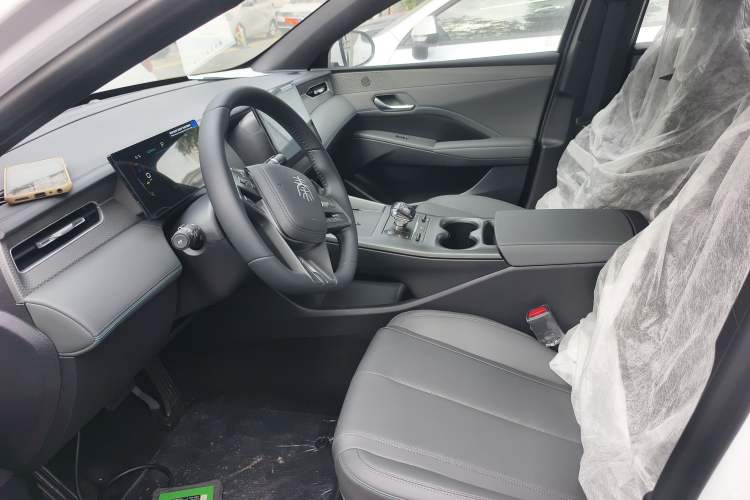 Used BYD Qin PLUS 2025 DM-i Smart Drive 55KM Leading Model
