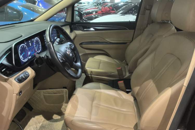 Used Buick GL8 2020 ES Land Cruiser 653T Luxury Model
