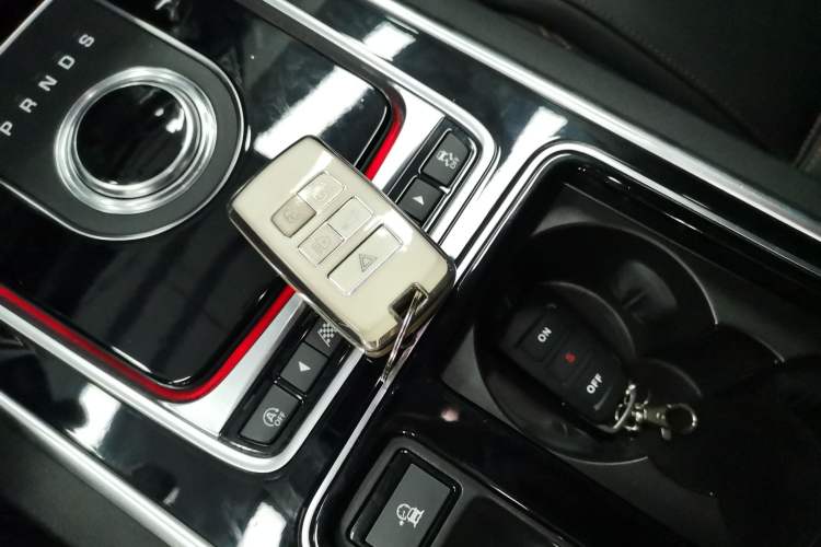 Used Jaguar XEL 2018 2.0T 250 PS Premium Edition
