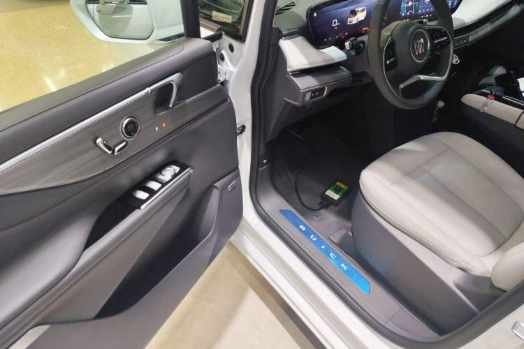 Used Buick GL8 2025 Lu Zun Deluxe Edition
