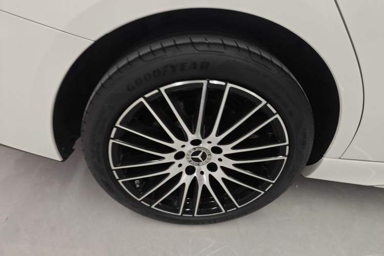 Used Mercedes-Benz C-Class 2023 Revised C 200 L Sport Edition
