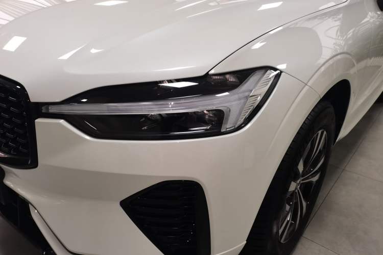 Used Volvo XC60 2022 B5 4x4 Zhiyi Sport Edition