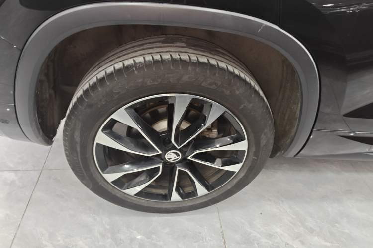 Used Skoda Kodiaq 2023 TSI330 7-Seater Two-Wheel-Drive Luxury Edition