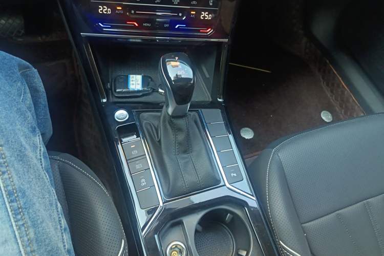 Used Volkswagen Passat 2024 330TSI Elite Edition
