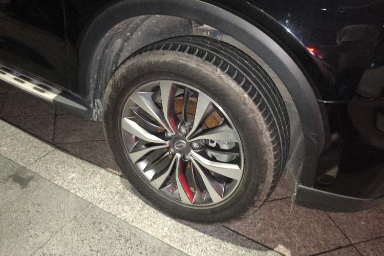 Used GAC Trumpchi GS8 2017 320T Two-Wheel Drive Luxury Smart Connectivity Version (7 Seats)
