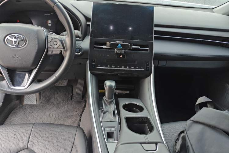 Used Toyota Avalon 2022 2.0L Luxury Edition