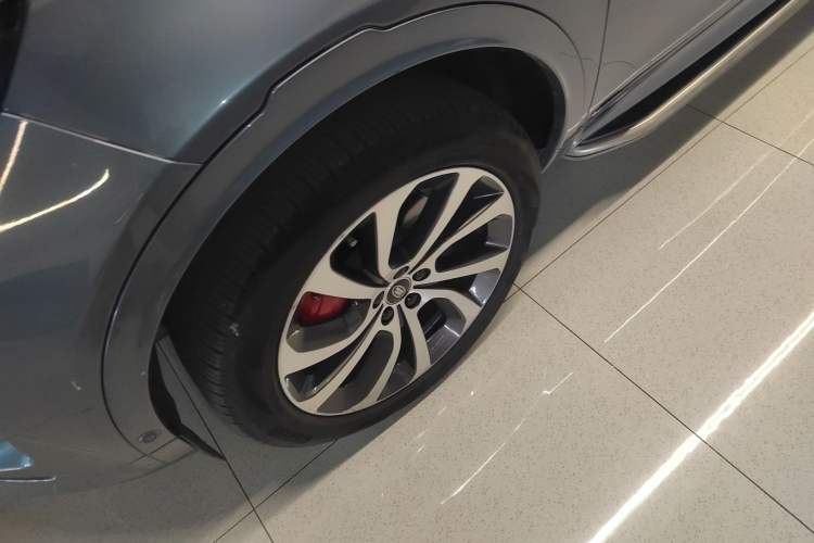 Used Land Rover Discovery Sport 2020 249 PS R-Dynamic Performance Tech Edition 7 Seats
