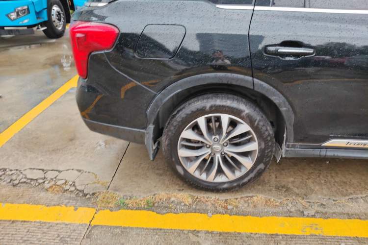 Used GAC Trumpchi GS8 2017 320T Two-Wheel Drive Luxury Smart Connectivity Version (7 Seats)
