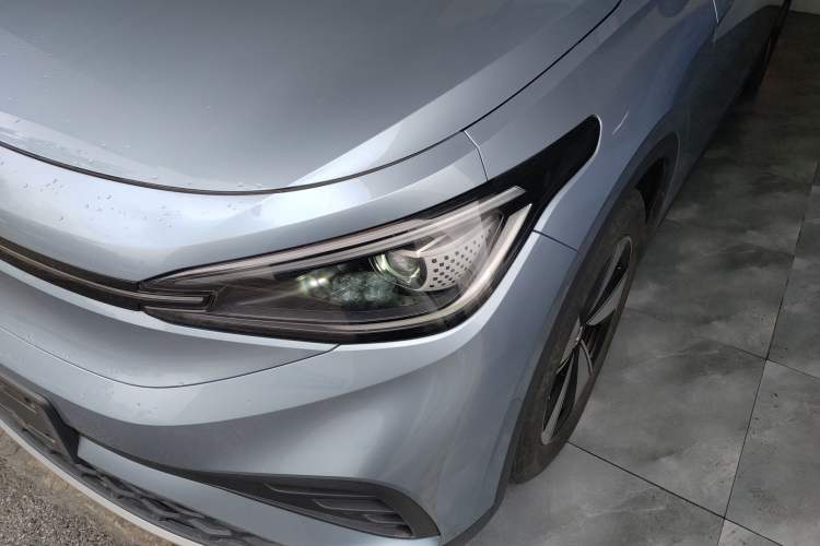 Used Volkswagen ID.4 X 2025 Smart Version Pure & Intelligent Enjoyment Edition
