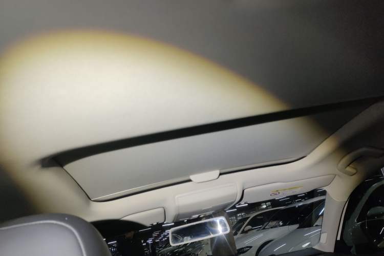 Used Volkswagen Lamando 2019 280TSI DSG Comfort Edition China VI standard
