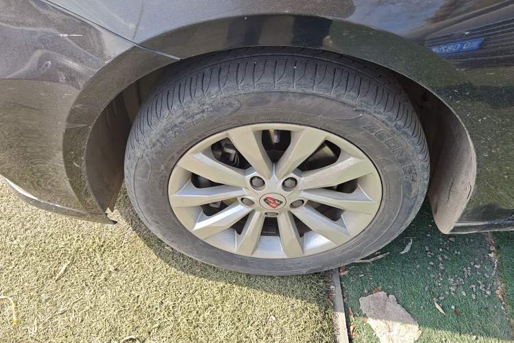 Used Roewe i6 New Energy 2017 45T Hybrid Connect & Smart Enjoyment Edition
